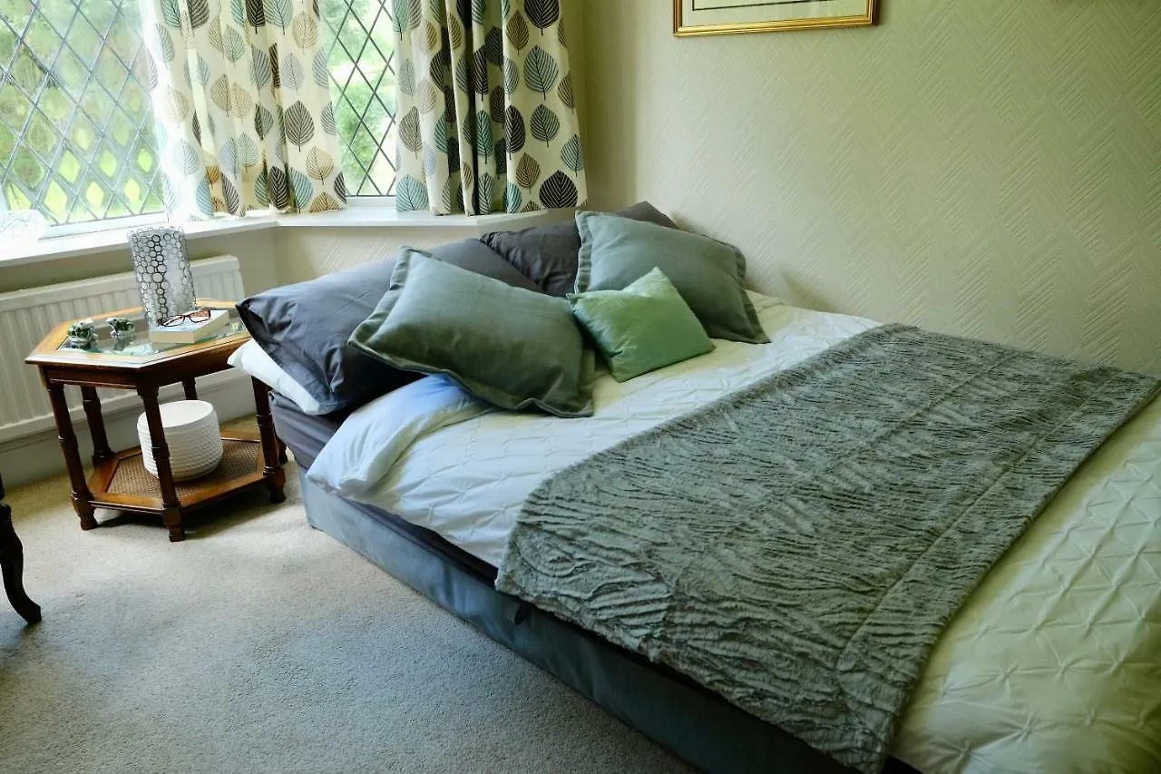 Fernbank Suite Sheffield